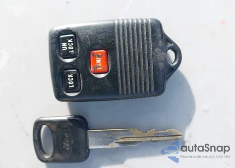 1997 Ford Ranger Xl/Xlt z USA, uszkodzony, nr VIN 1FTCR14A0VTA01912